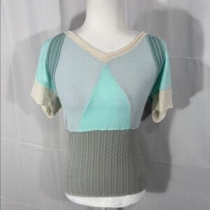 Aldo Martins Textured Knit Top in Soft Gray and Cream Size 6